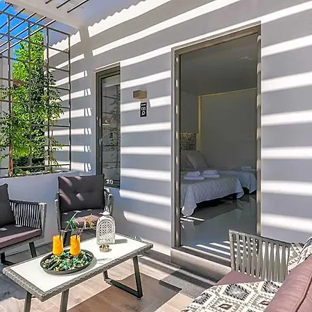 Sunny Garden 3*