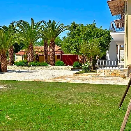 Sunny Garden